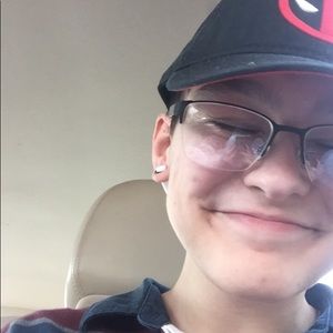 Meet your Posher, Elijah